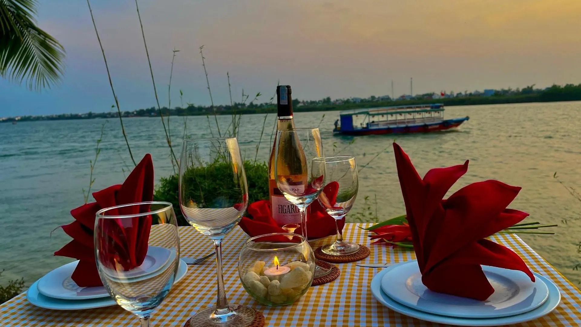 Bel Marina Hoi An Resort 5*,
